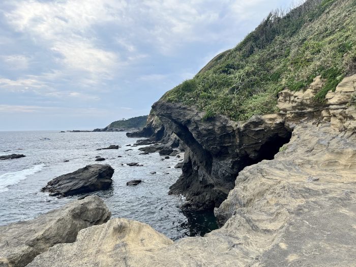 城ヶ島の岩